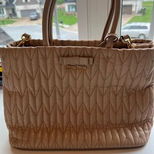 Super elegant, perfect for office.